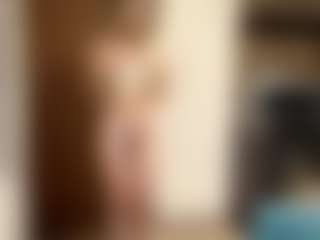 Live cam show with LioraRoux - Dirty Talk on Milfs Live