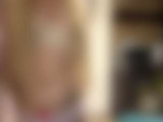 Live cam show with LioraRoux - Skinny on Fling VIP Chat