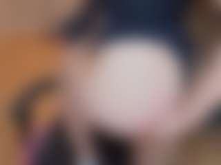 LucyUiio's Live Sex Cam Show