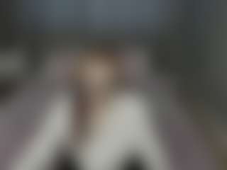 LucyUiio's Live Sex Cam Show
