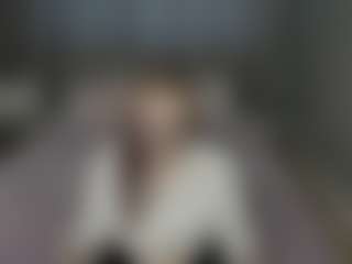 LucyUiio's Live Sex Cam Show