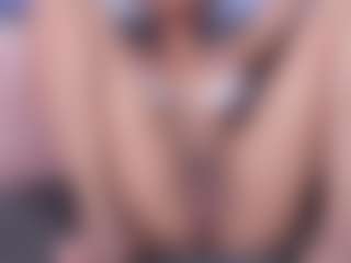 Maddy's Live Sex Cam Show