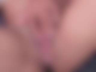 Live cam show with Maddy - New Petite on Camsoda