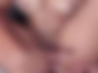 Maddy's Live Sex Cam Show