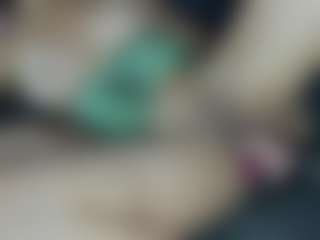 Live cam show with Maddy - Moaning on slutload