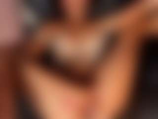Maddy's Live Sex Cam Show