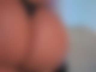 Live cam show with MilanCorleone - New Foot Fetish on SpunkLive