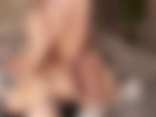 Live cam show with MineDopaMine - Upskirt on madthumbs