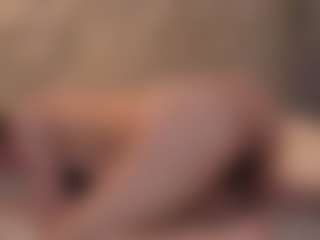 Live cam show with MineDopaMine - Strip on dropp.cam