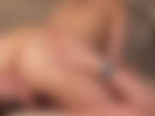 Live cam show with MineDopaMine - Normal on Camsoda