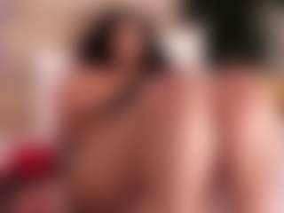 Live cam show with molly-beauty - Tittyfuck on Milfs Live