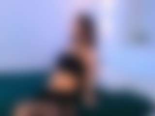 Raevella's Live Sex Cam Show