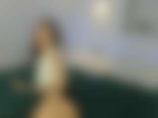 Raevella's Live Sex Cam Show
