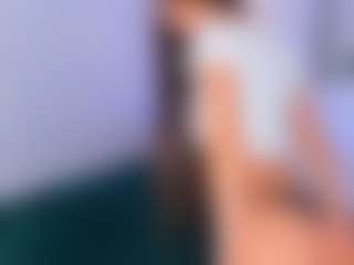 Raevella's Live Sex Cam Show