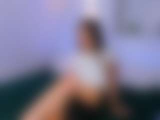 Raevella's Live Sex Cam Show