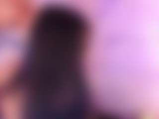 Live cam show with Shayla-Gray - Spank Brown Hair on Camsoda