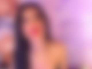 Live cam show with Shayla-Gray - Shaved Pussy on Camsoda