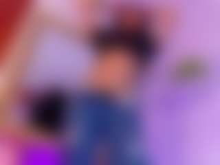 Live cam show with Shayla-Gray - Full Nudity on StripNow