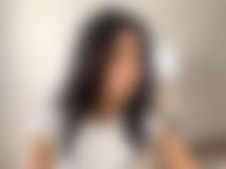 Live cam show with StephanieLaws - Skinny on Milf Play