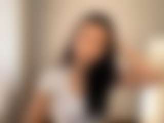 Live cam show with StephanieLaws - Cute on Free Soda