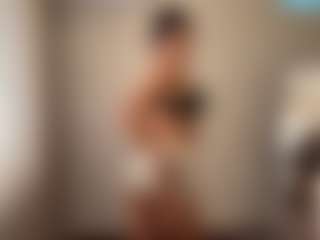 Live cam show with StephanieLaws - Twerk on Cam Slut