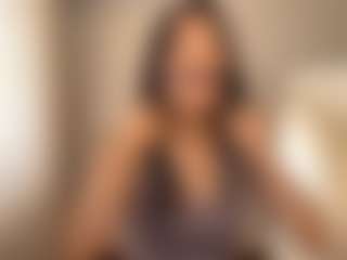 Live cam show with StephanieLaws - Fingering on Camsoda
