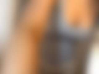 Live cam show with StephanieLaws - Upskirt on nudelive.tv