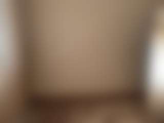 Live cam show with StephanieLaws - Upskirt on slutload