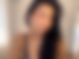 Live cam show with StephanieLaws - Spank on luckytryst.com