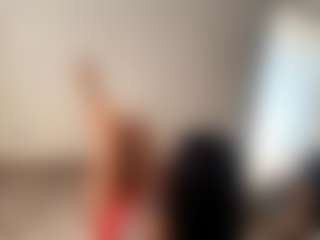 Live cam show with StephanieLaws - Sexy on Porn Luv