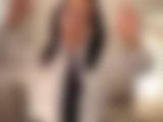 Live cam show with StephanieLaws - Striptease on Camsoda