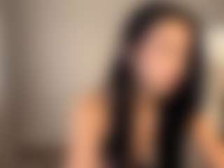 Live cam show with StephanieLaws - Cute on Camsoda
