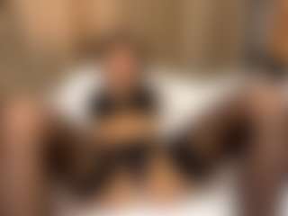 Live cam show with StephanieLaws - Athletic Teen (18+) on SmokeAndPoke