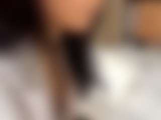 Live cam show with StephanieLaws - Deepthroat on Uber Horny