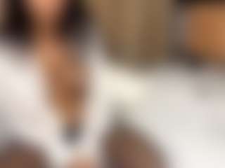 Live cam show with StephanieLaws - Erotic Dance on livesuperchat.net