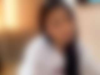 Live cam show with StephanieLaws - Public on Streamer API