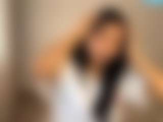 Live cam show with StephanieLaws - Upskirt on crypto-cams