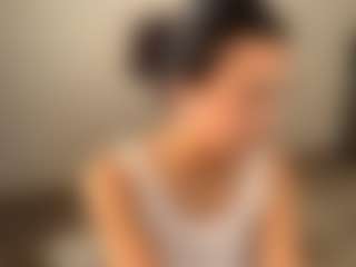 Live cam show with StephanieLaws - Upskirt on ObeyMaria
