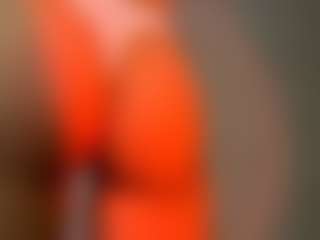 Live cam show with StephanieLaws - Striptease on Free Soda
