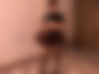 Live cam show with StephanieLaws - Arab Athletic on https://playwithruby.com