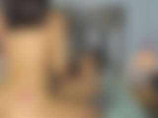 StrikeandSweet's Live Sex Cam Show