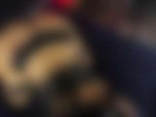 StrikeandSweet's Live Sex Cam Show