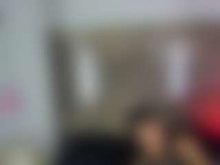 StrikeandSweet's Live Sex Cam Show