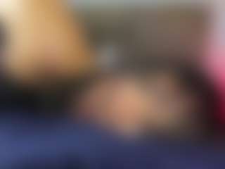 StrikeandSweet's Live Sex Cam Show