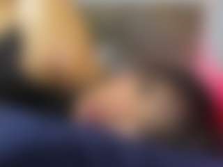 StrikeandSweet's Live Sex Cam Show