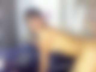 StrikeandSweet's Live Sex Cam Show