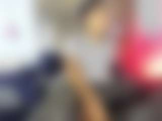 StrikeandSweet's Live Sex Cam Show