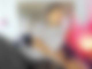 StrikeandSweet's Live Sex Cam Show