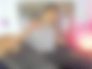 StrikeandSweet's Live Sex Cam Show