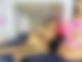 StrikeandSweet's Live Sex Cam Show